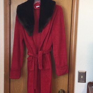 DIY ‘king’ robe with crown